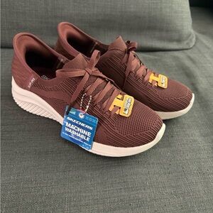 NEW Skechers Vegan Slip-Ins in Burgundy